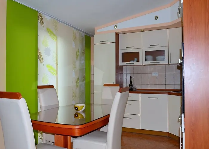 Apartment Julienne *